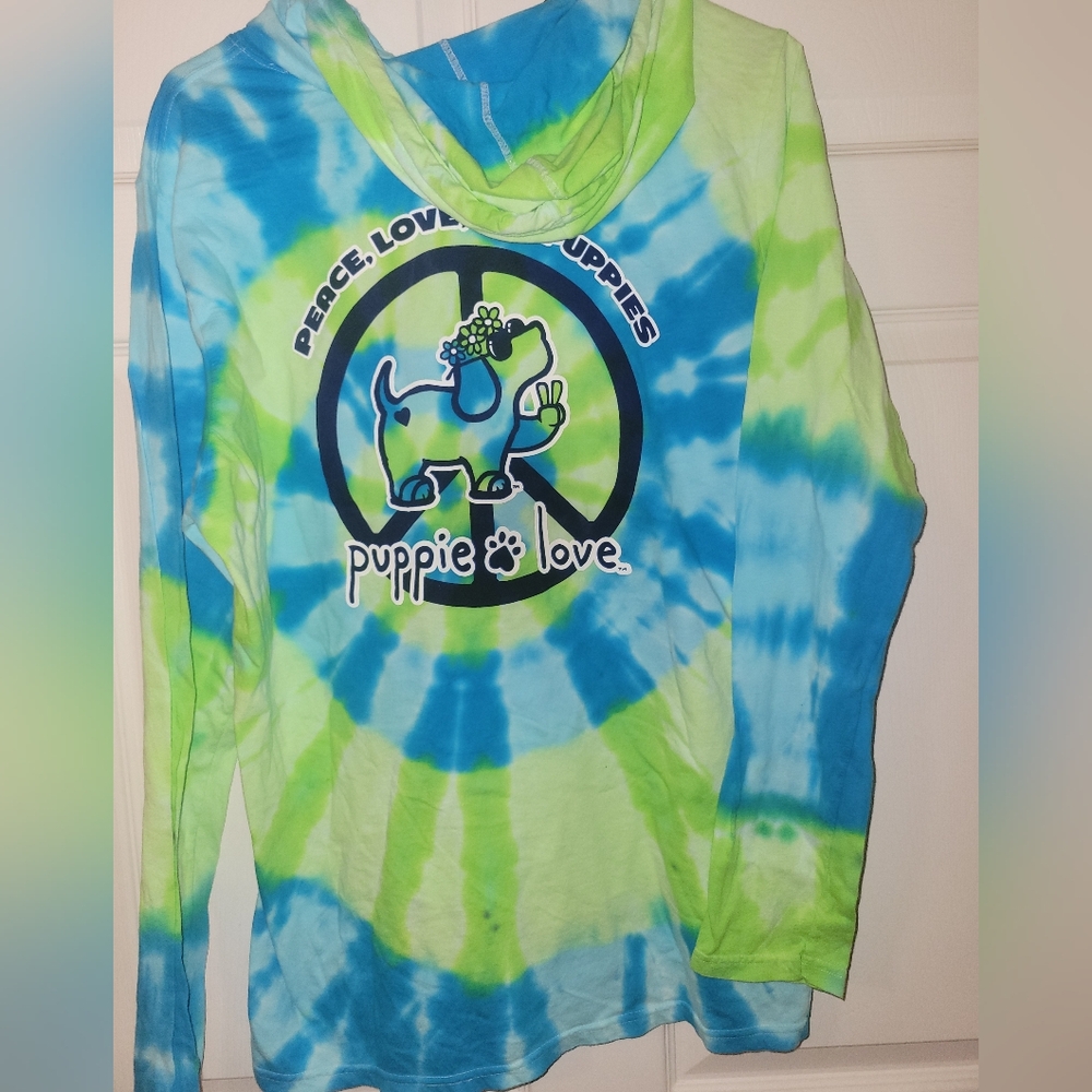Large Puppie Love L/S tee NWT
